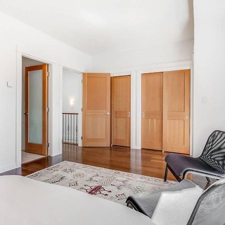Cedar Hill Sunlit Stay - Bright Spacious & Modern Victoria Exterior foto