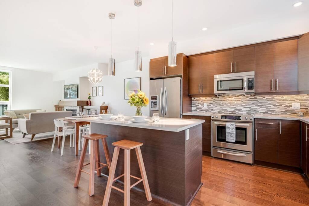 Cedar Hill Sunlit Stay - Bright Spacious & Modern Victoria Exterior foto